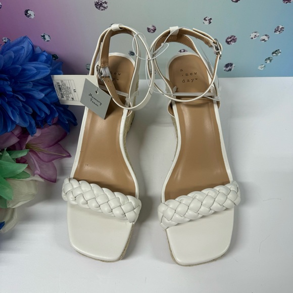 SALE BRAIDED WEDGE HEELS - Picture 4 of 9
